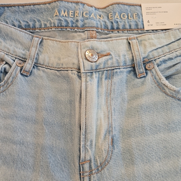 NWT American Eagle Outfitters Light Blue Skater Jeans - Picture 5 of 13